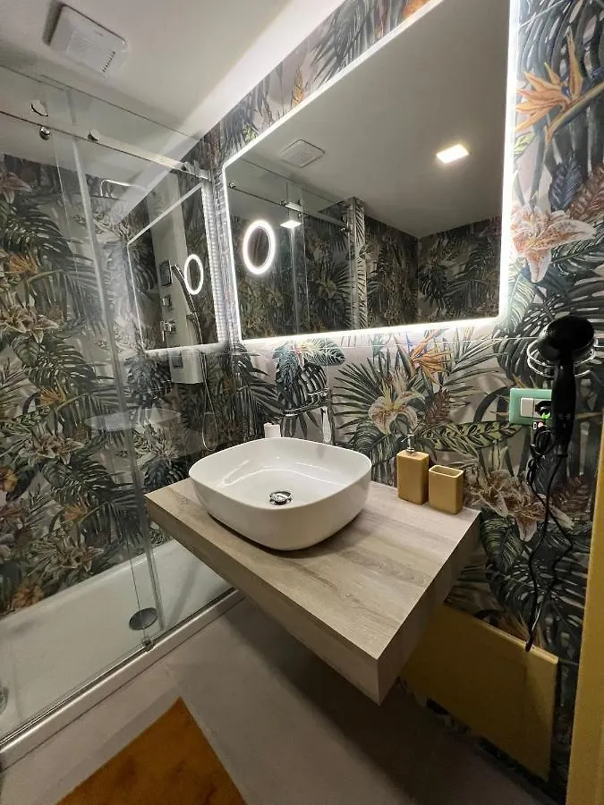Bed & Breakfast Bed and Breakfast Nobilehouse 2 Aeroporto di Catania Fontana Rossa