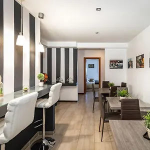 B&B Sicilia Aeroporto di Catania Fontana Rossa